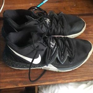 Kyrie 5s